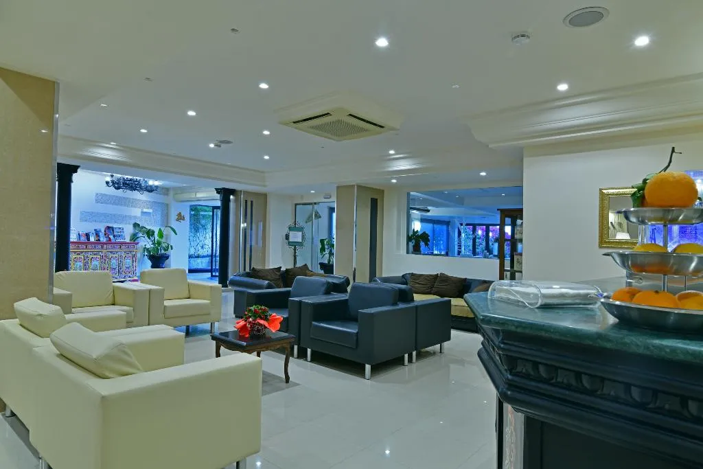 Lobby, Villa Linda, Catania