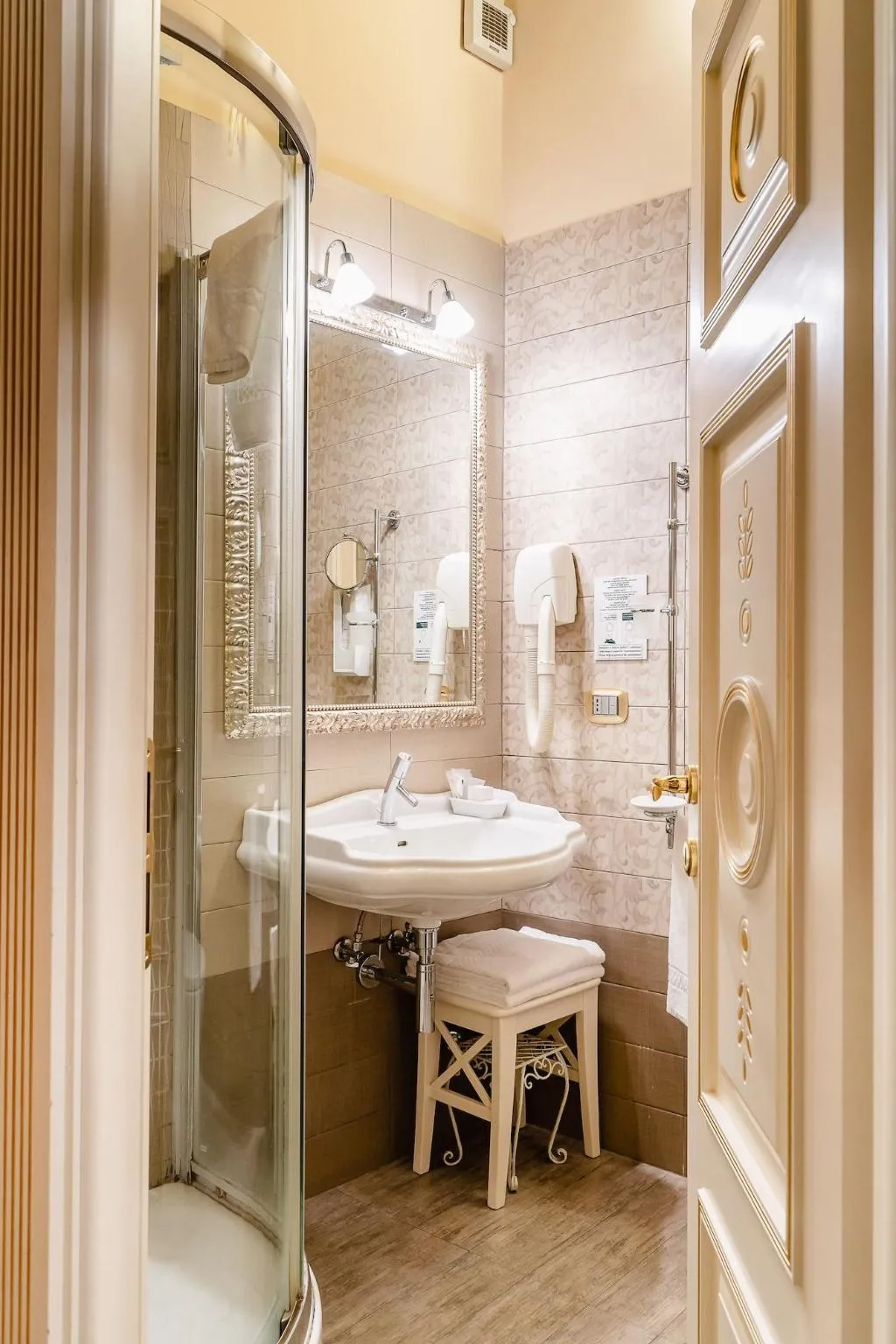 Room, Locanda Del Sole, Rome