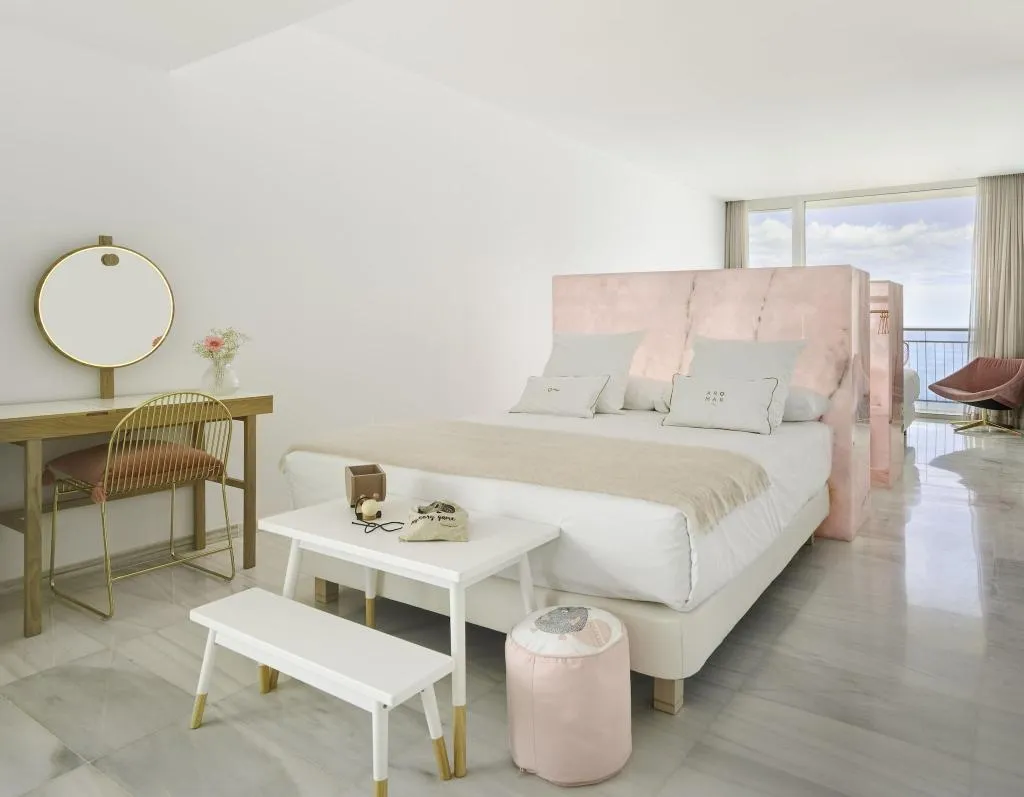 JUNIOR SUITE SEA VIEW Room, Aromar, Costa Brava