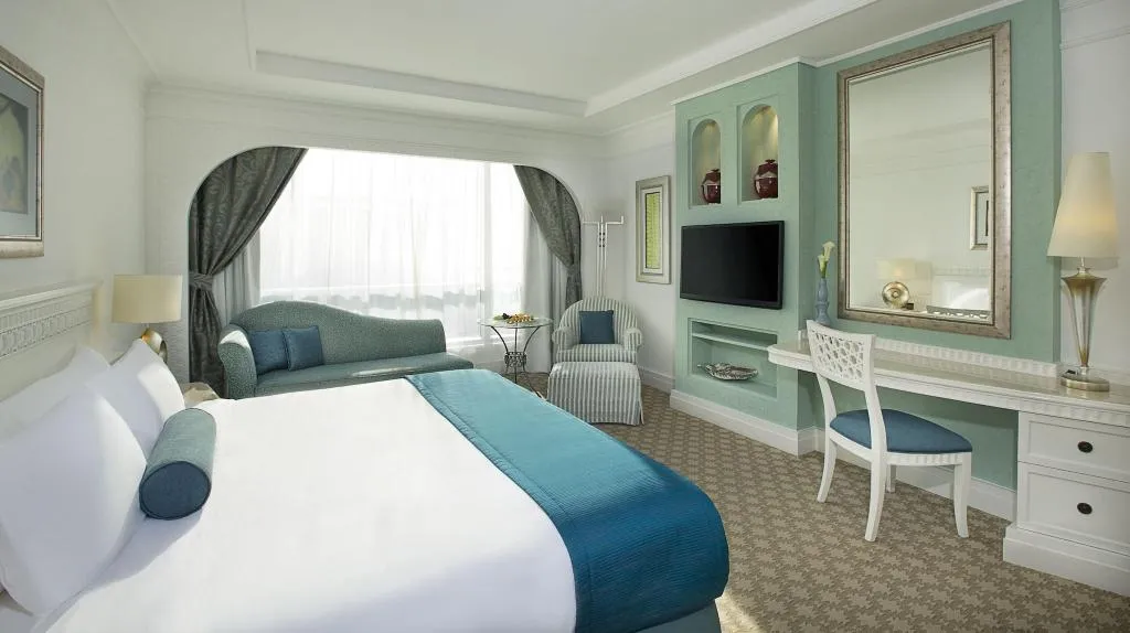 Room, Habtoor Grand Resort, Autograph Collection, Dubai