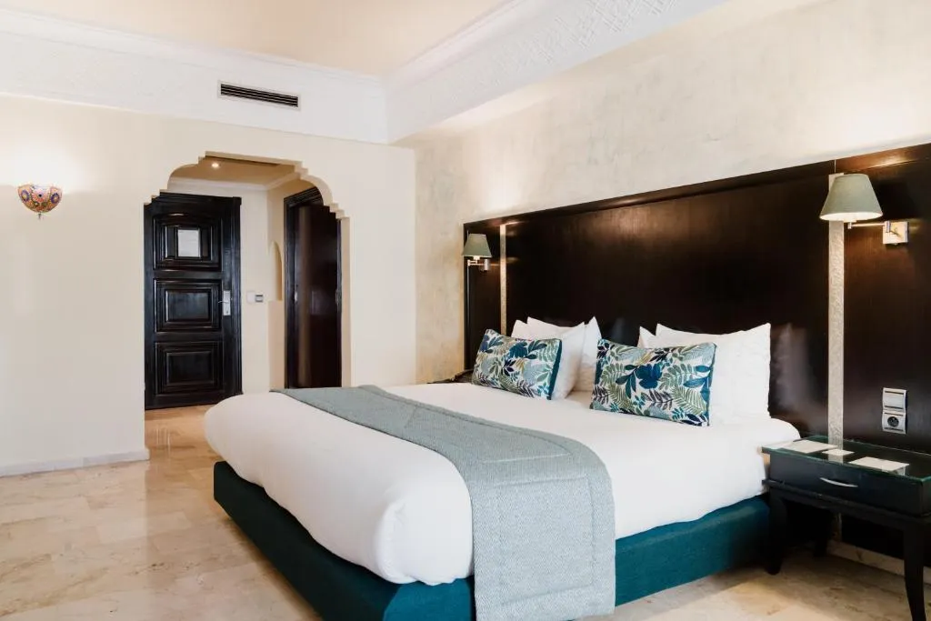DOUBLE DELUXE KING BED Room, Diwan Casablanca, Casablanca