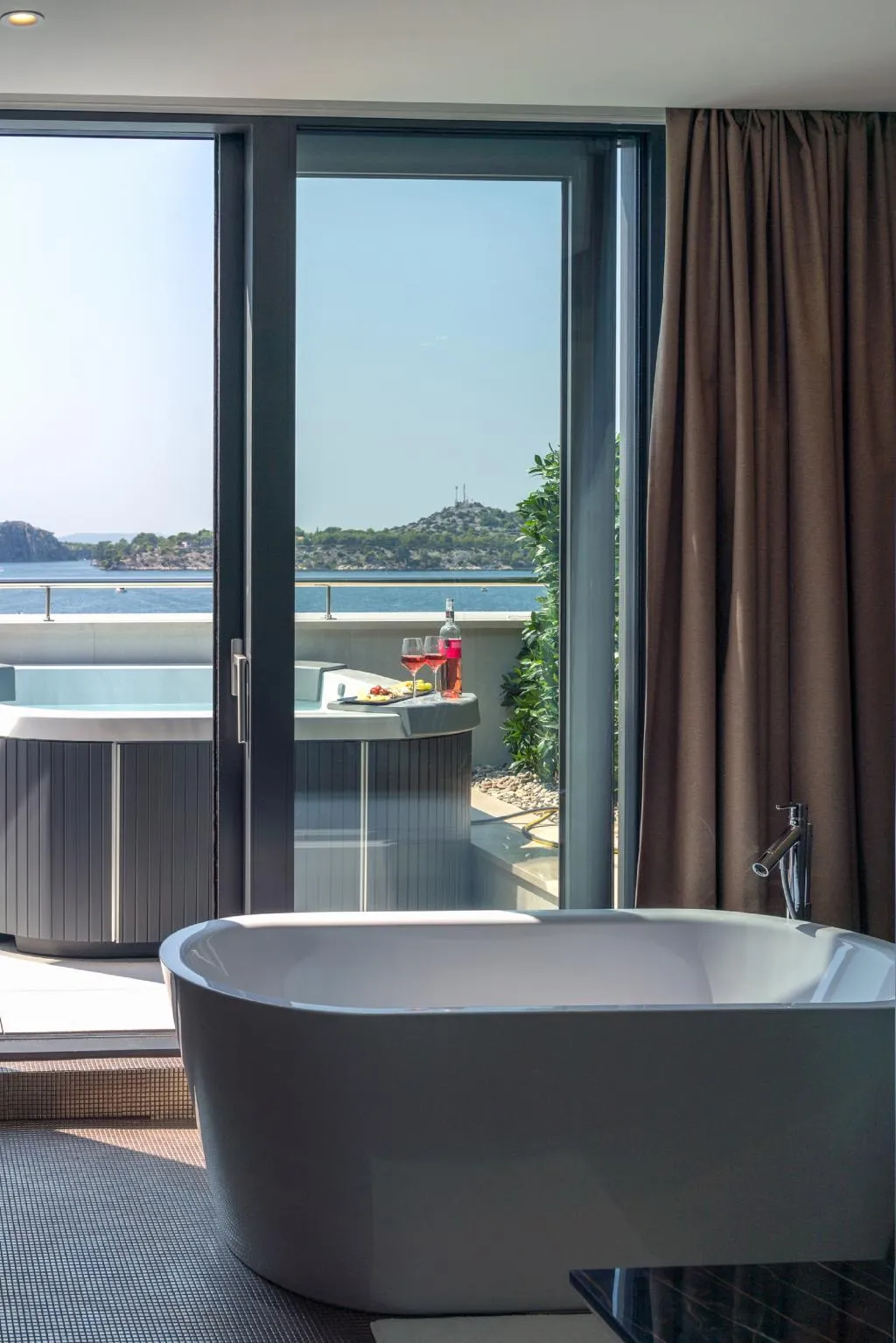 SUITE EXECUTIVE SEA VIEW Room, Hotel Bellevue-Superior City Hotel, Split
