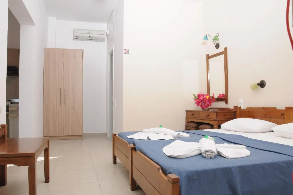 STUDIO STANDARD Room, Mastorakis Studios, Crete