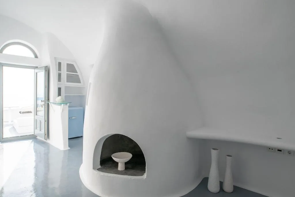 Room, Heavens Edge by Mr and Mrs White, Santorini