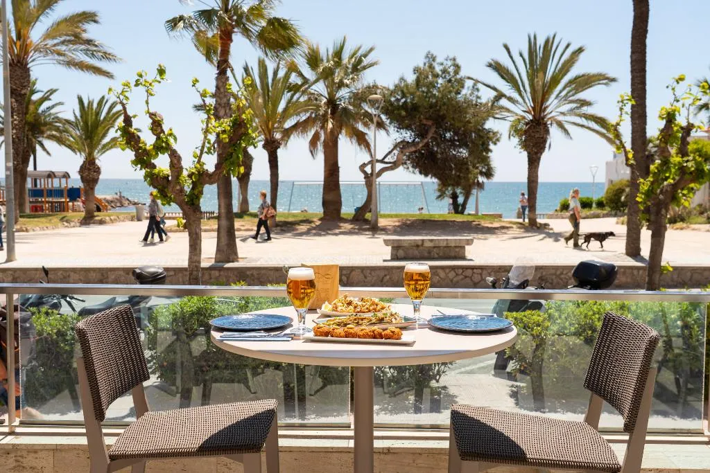 Terrace, Calipolis, Costa Brava