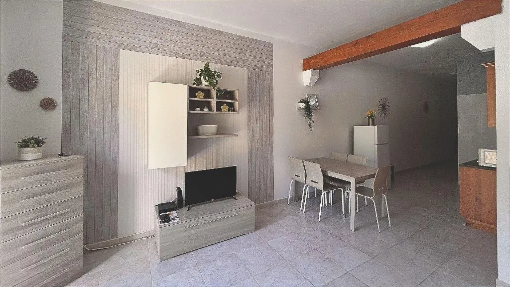 Room, Arzella Apartments, Gozo