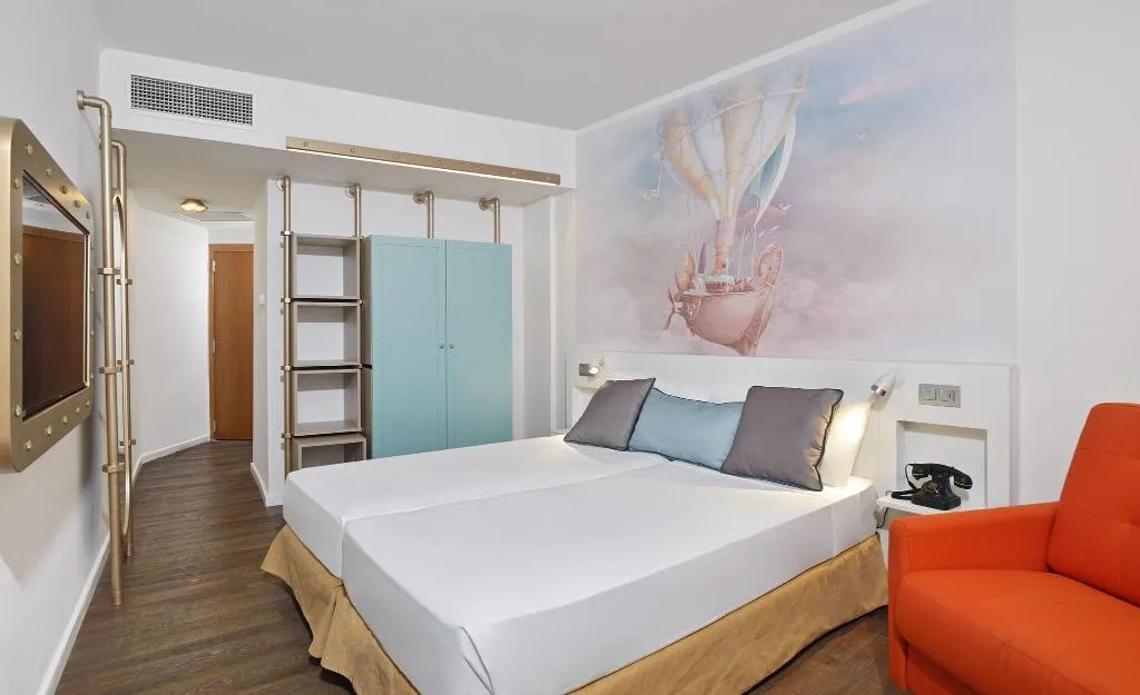Room, Sol Katmandu Park & Resort, Majorca
