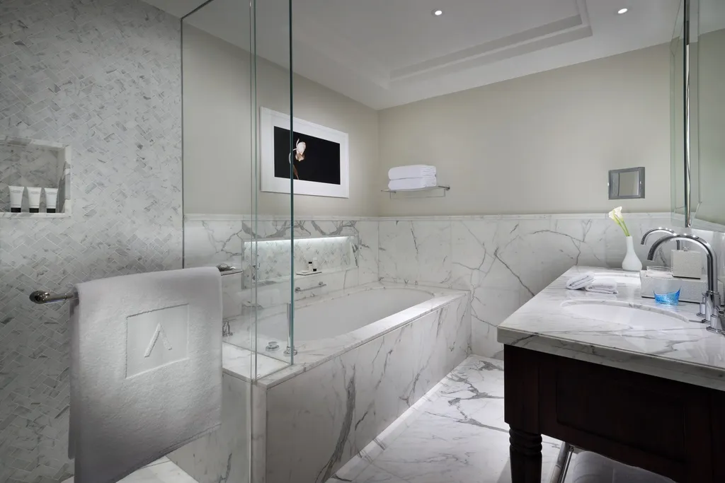 SINGLE DELUXE Room, Kempinski The Boulevard Dubai, Dubai
