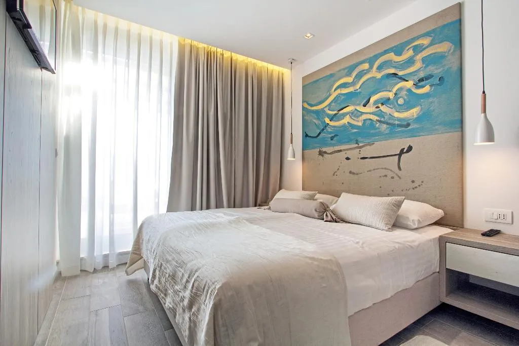 APARTMENT TWO BEDROOMS WITH TERRACE Room, Kalamota Beach House, Dubrovnik