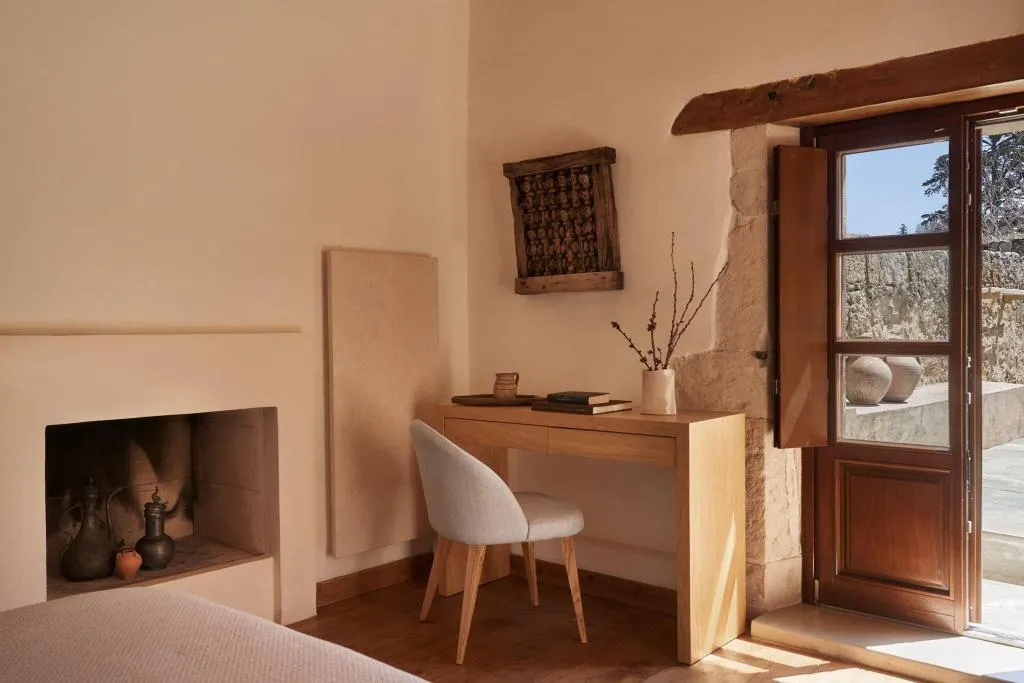Room, Kapsaliana Village Hotel, Crete