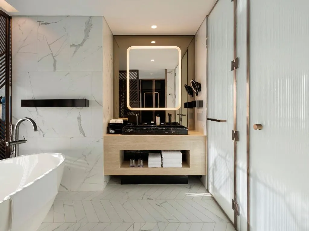 Room, SO/ Uptown Dubai, Dubai