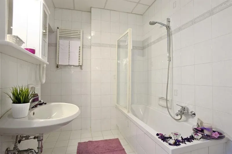 Room, Villa San Lorenzo, Rome
