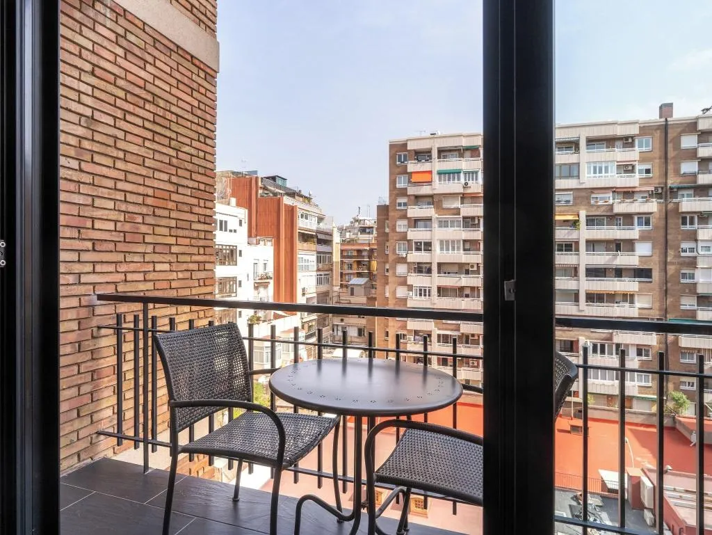 DOUBLE SUPERIOR Room, U232, Barcelona