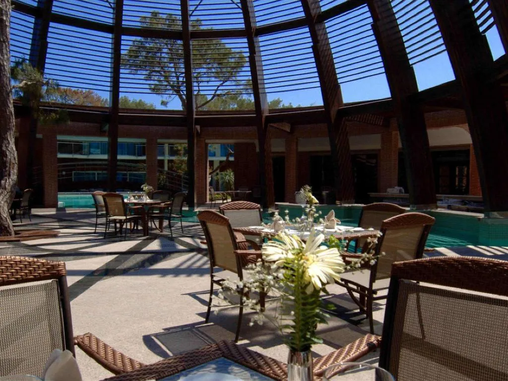 Restaurant, Rixos Sungate Land of Legend Theme Park FreeAcces, Antalya