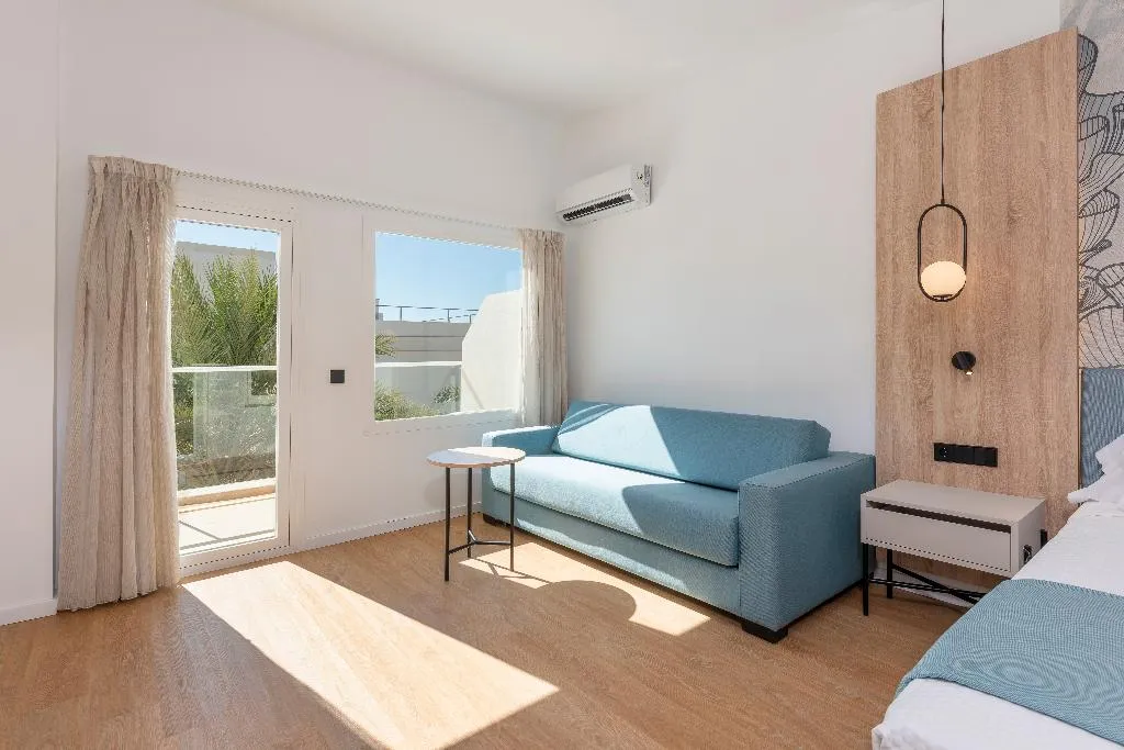 FAMILY ROOM WITH BALCONY Room, Palia Tropico, Majorca