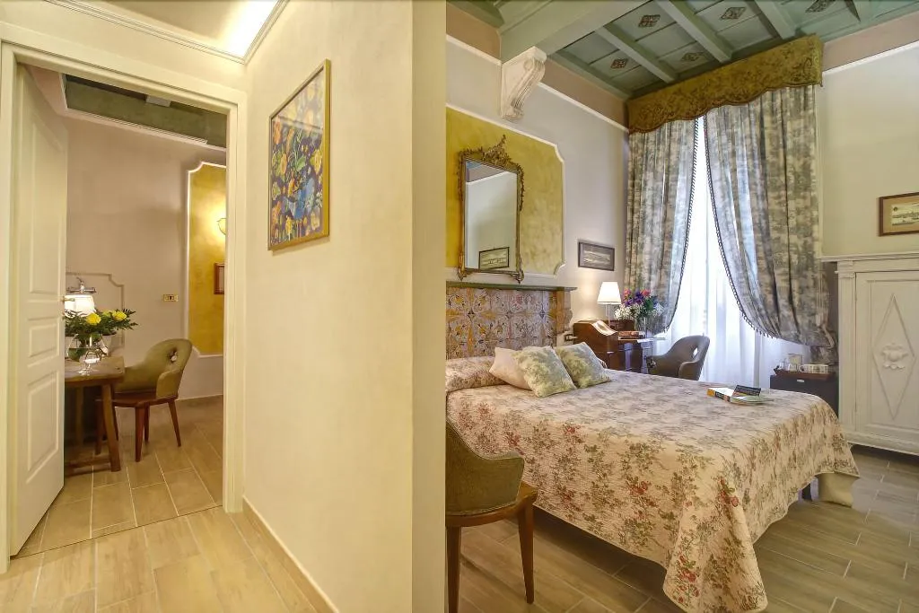 Room, Relais Grand Tour & Grand Tour Suites, Florence