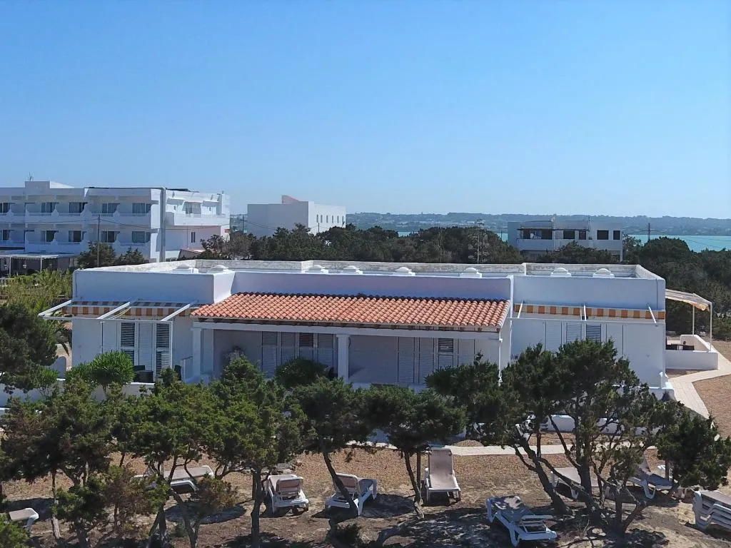 BUNGALOW SUPERIOR Room, Complejo Lago Playa, Ibiza