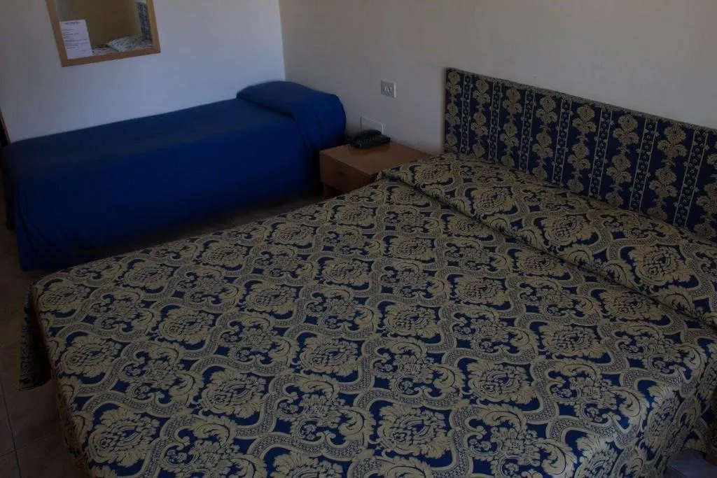 Room, Hotel Industrial, Rome