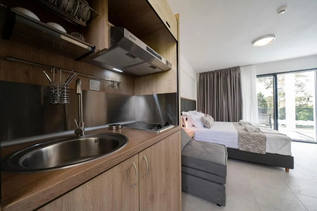 TRIPLE KING BED ONE BEDROOM  Room, Avaton Luxury Resort  And Spa Access The Enigma, Thessaloniki