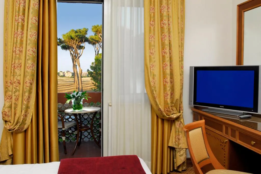 Double or Twin GARDEN VIEW Room, Pinewood Hotel Rome, Rome