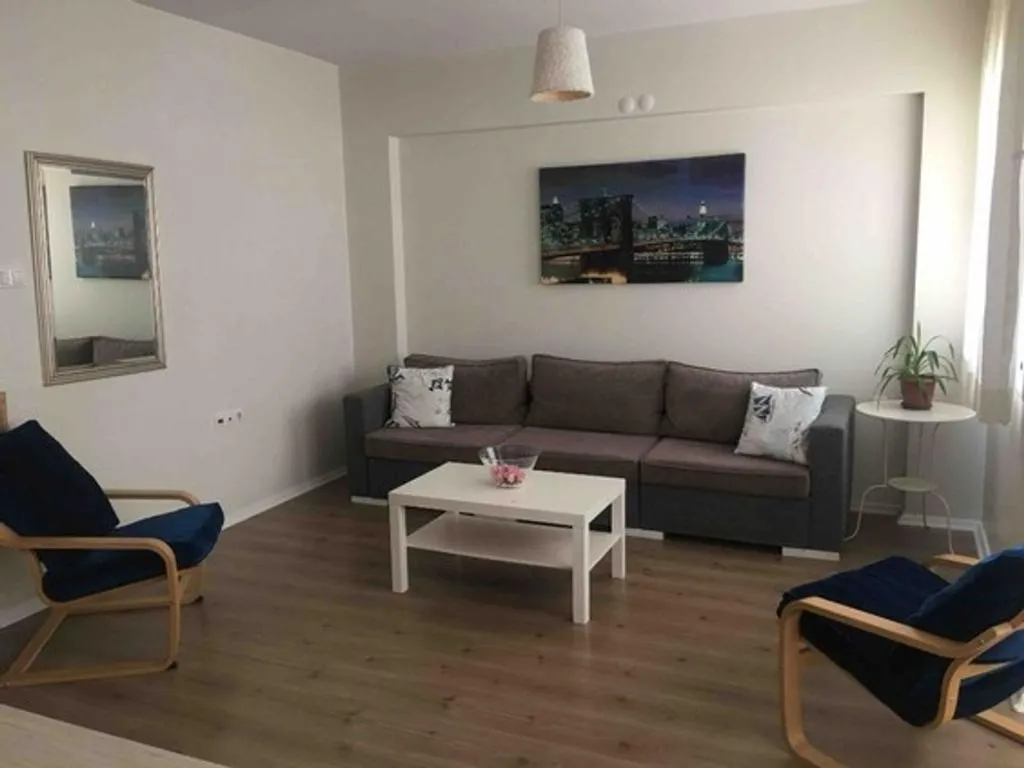 APARTMENT TWO BEDROOMS ONE BATHROOM Room, Deka Evleri, Izmir