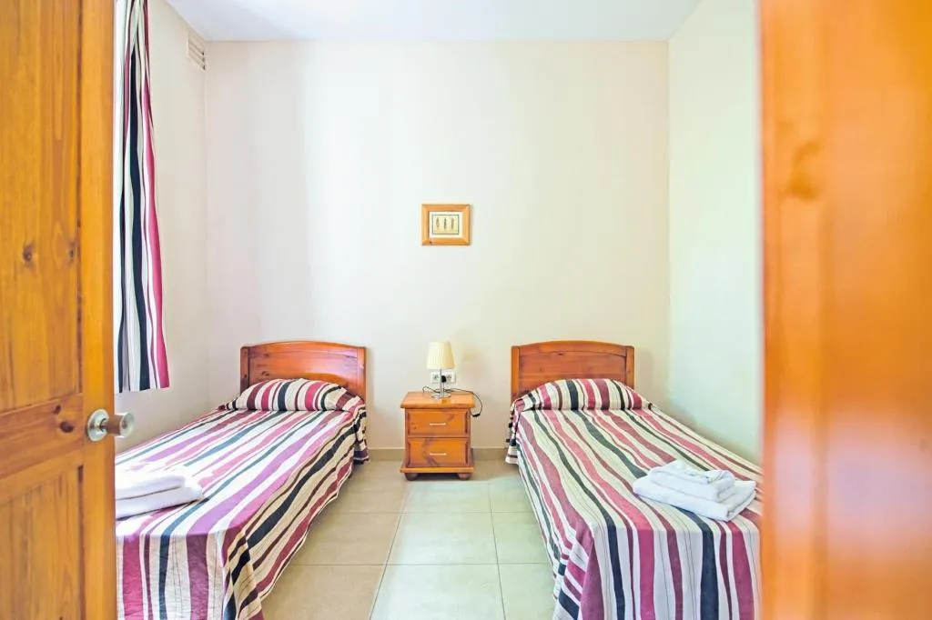 Room, Sprachcaffe International Aparthotel Pembroke, Malta