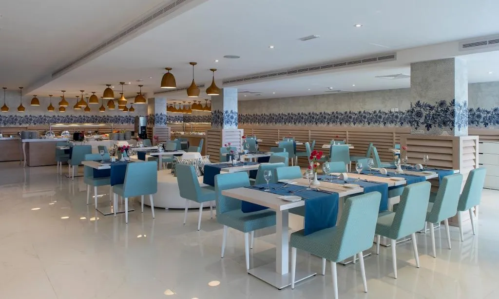 Restaurant, Odessa Beach Hotel, Cyprus