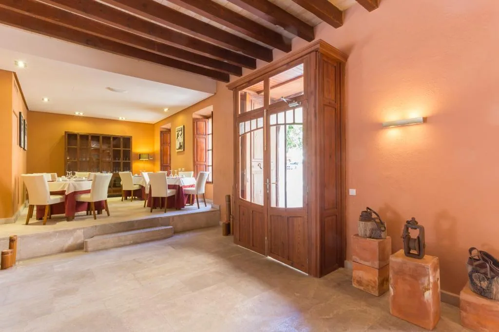 Lobby, Ca n Beia, Majorca