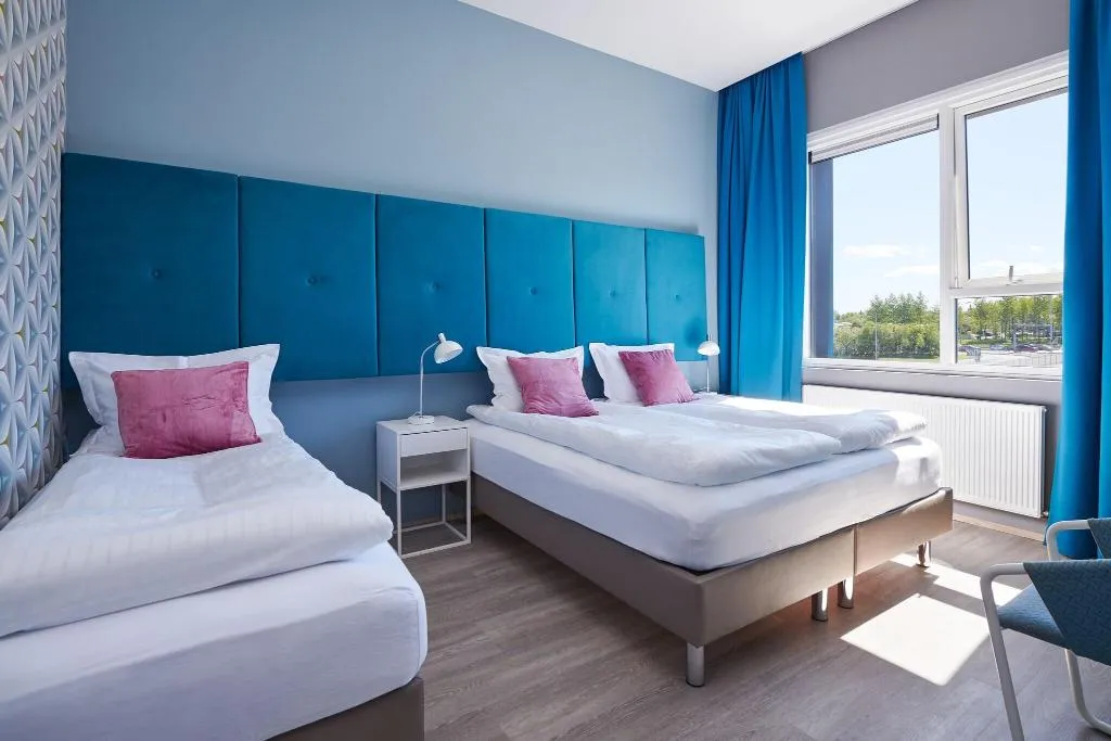 TRIPLE TWO BEDS Room, Oddsson Hotel, Reykjavik