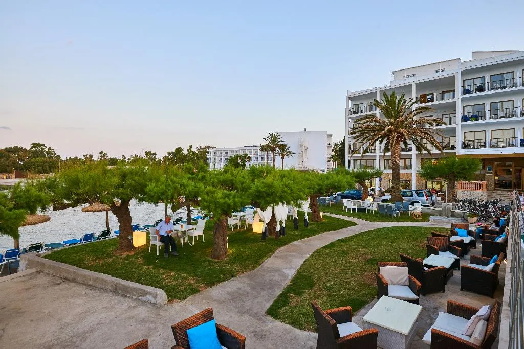 Terrace, More, Majorca