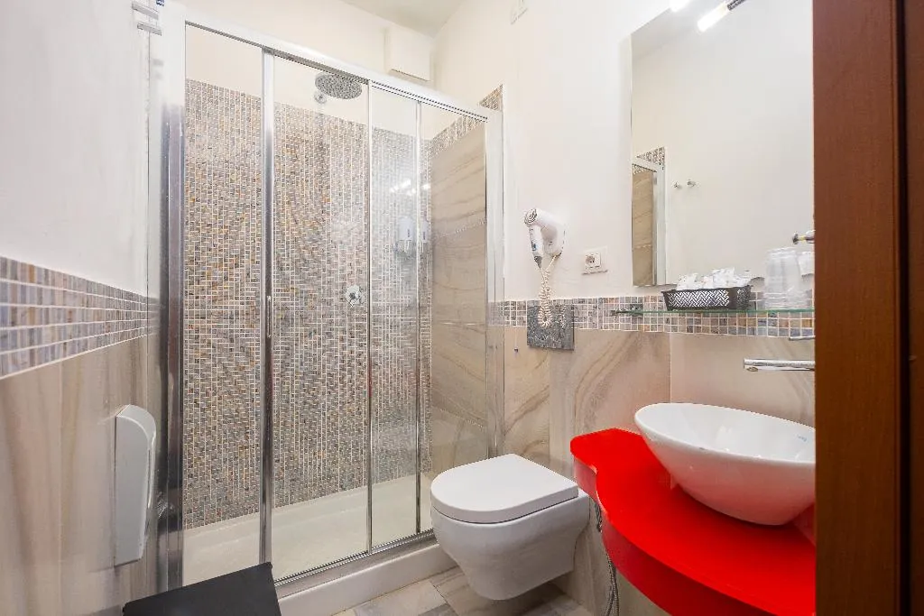 QUADRUPLE STANDARD Room, Astrid Hotel, Florence