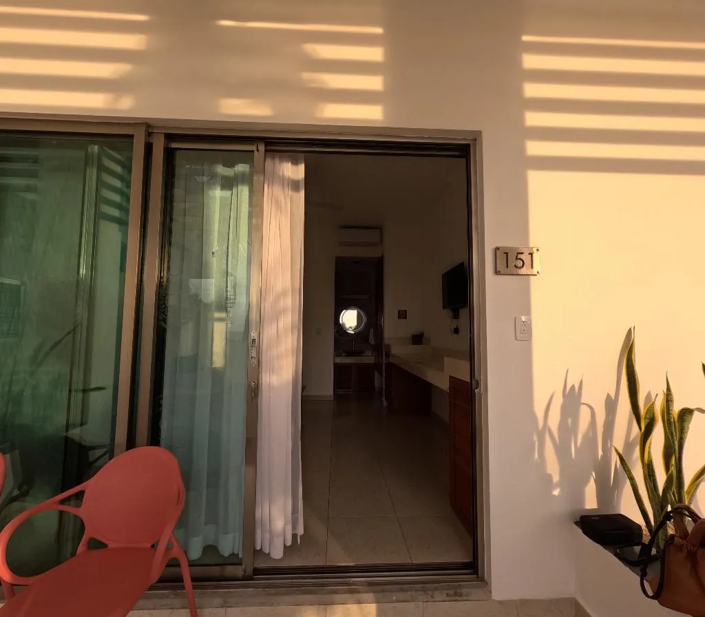 DOUBLE OCEAN FRONT Room, Casa Melissa, Playa Del Carmen