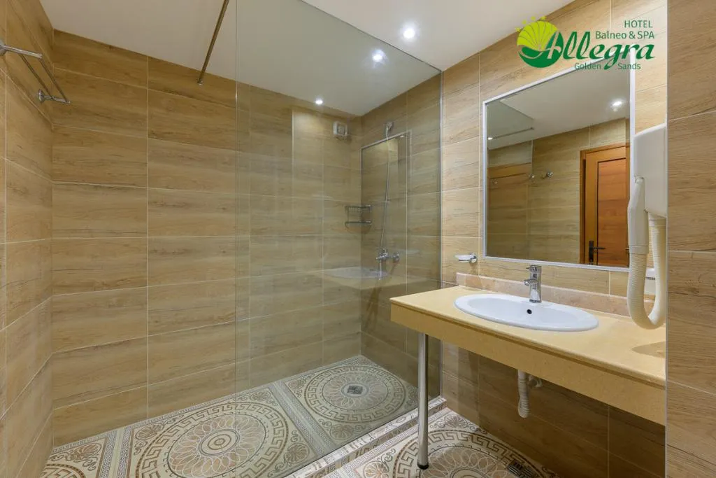 DOUBLE DELUXE POOL VIEW Room, Allegra Balneo & Spa, Varna