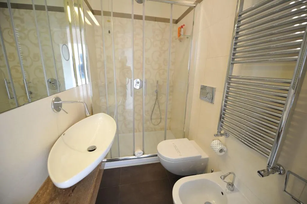 Room, Villa Zaccardi, Rome