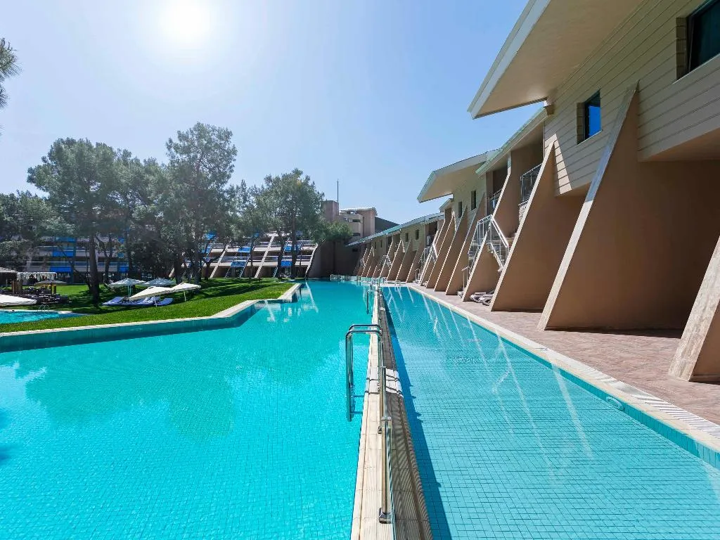 Room, Rixos Sungate Land of Legend Theme Park FreeAcces, Antalya