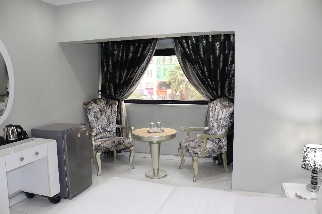 Double or Twin STANDARD Room, White Fort Hotel, Dubai