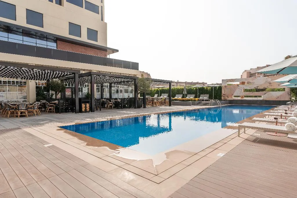 Pool, Studio One Hotel, Dubai