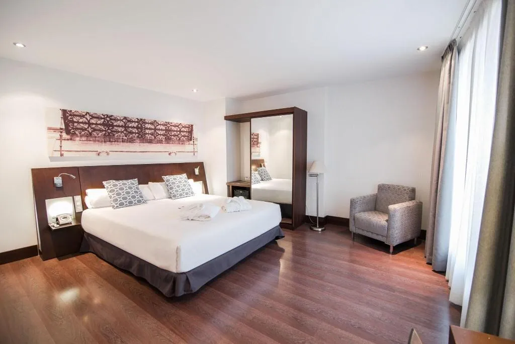 DOUBLE TWO BEDS Room, Petit Palace Marques Santa Ana, Seville