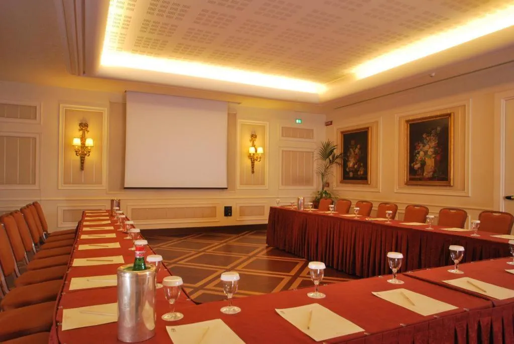 Conferences, Palazzo Alabardieri, Naples