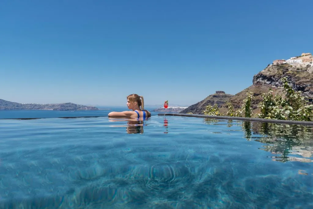 Pool, Andronis Honeymoon Suites, Santorini