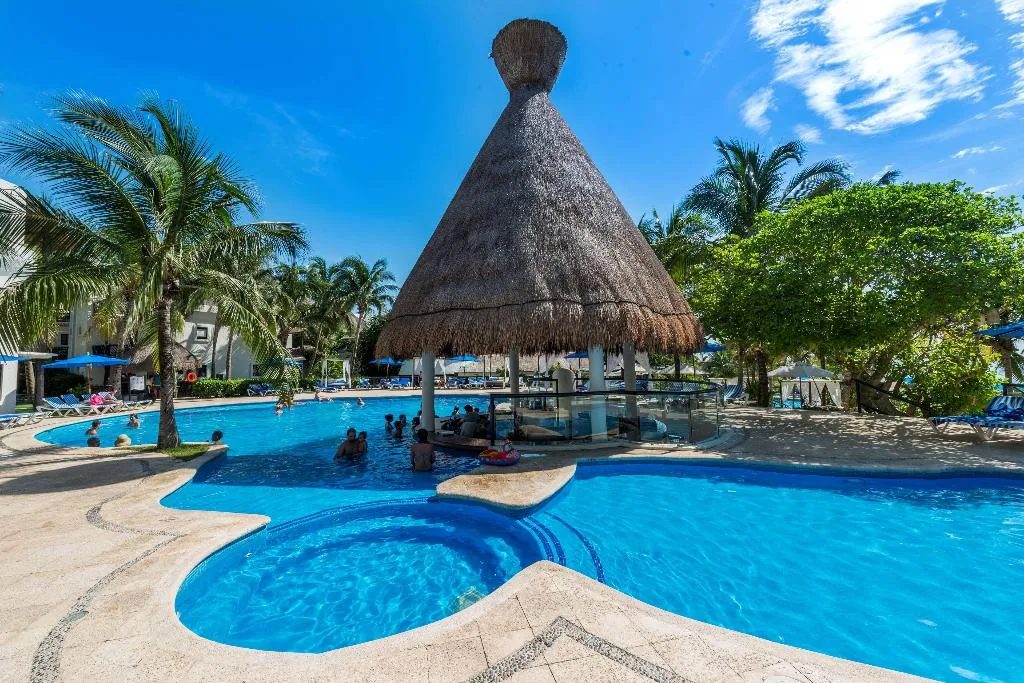 Pool, The Reef Playacar Beach Resort & Spa, Cancun Area