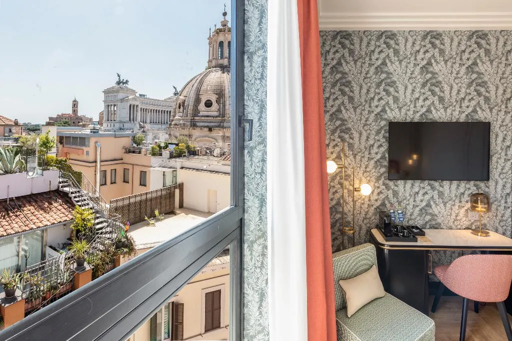 DOUBLE SUPERIOR Room, H10 Palazzo Galla, Rome
