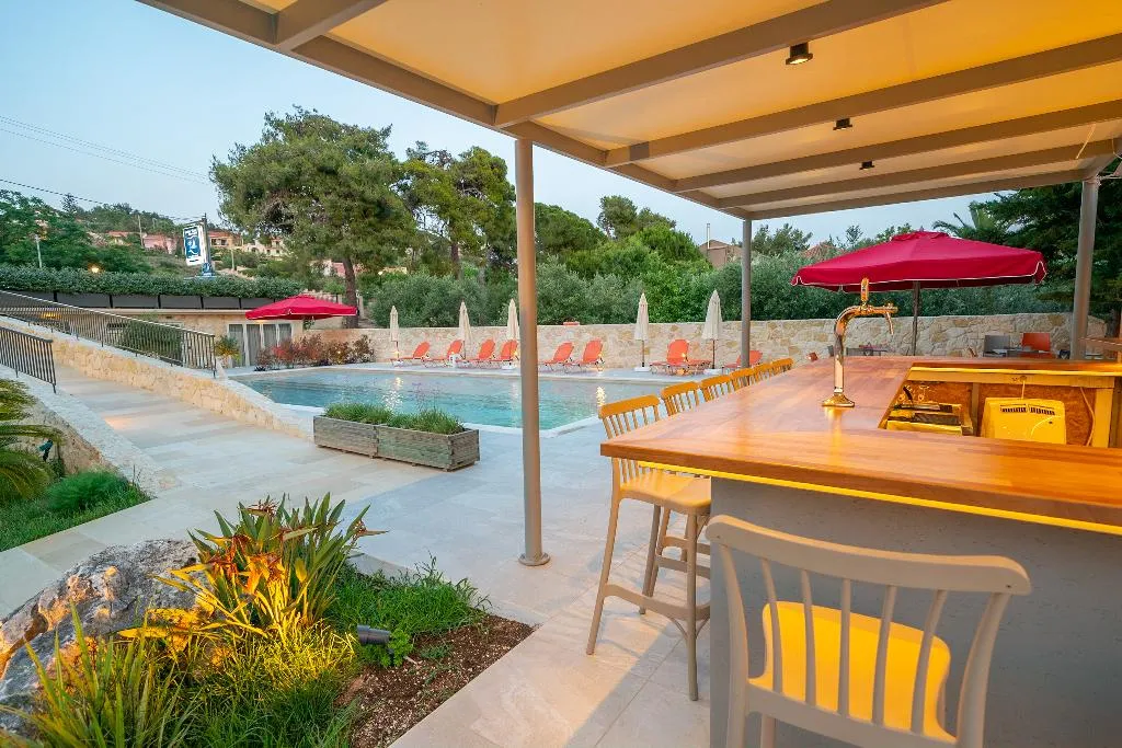 Bar, Makris Yialos Apartments, Kefallinia