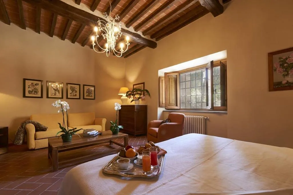FAMILY ROOM QUEEN SIZE BED Room, Borgo il Melone, Perugia