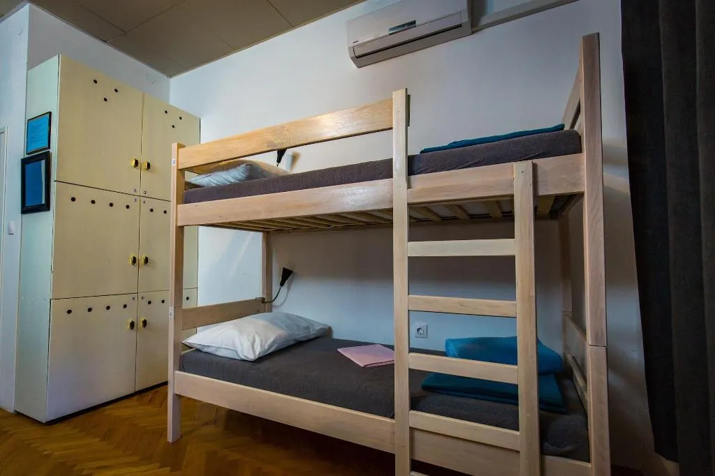 Room, Crazy House Hostel Pula, Istria