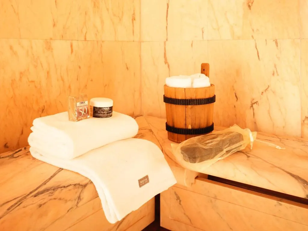 Room, The Westin Palace Milan, Milan