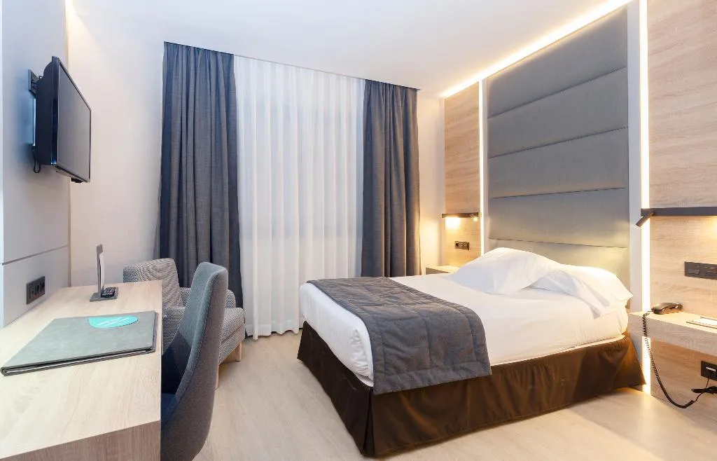 SINGLE STANDARD Room, Liabeny, Madrid