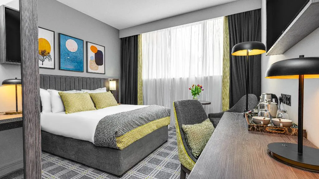 DOUBLE STANDARD Room, The Plaza Tallaght, Dublin