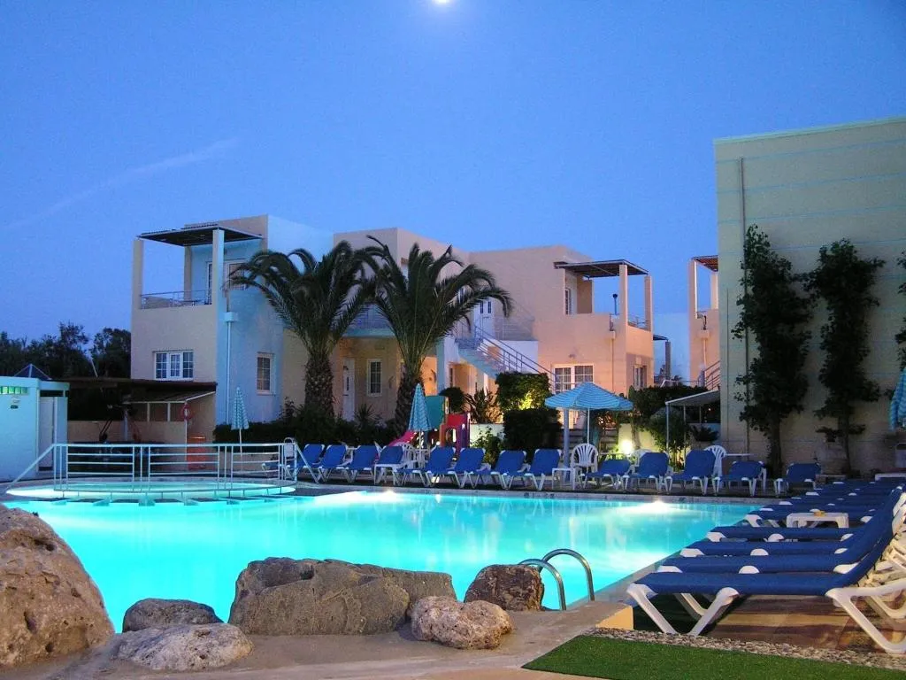 Pool, Futura, Crete