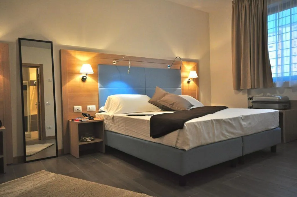 DOUBLE SINGLE USE STANDARD Room, 325 Tor Vergata, Rome